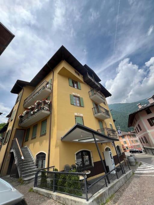 Effealatapartments - La Perla Della Val Di Sole Dimaro Kültér fotó